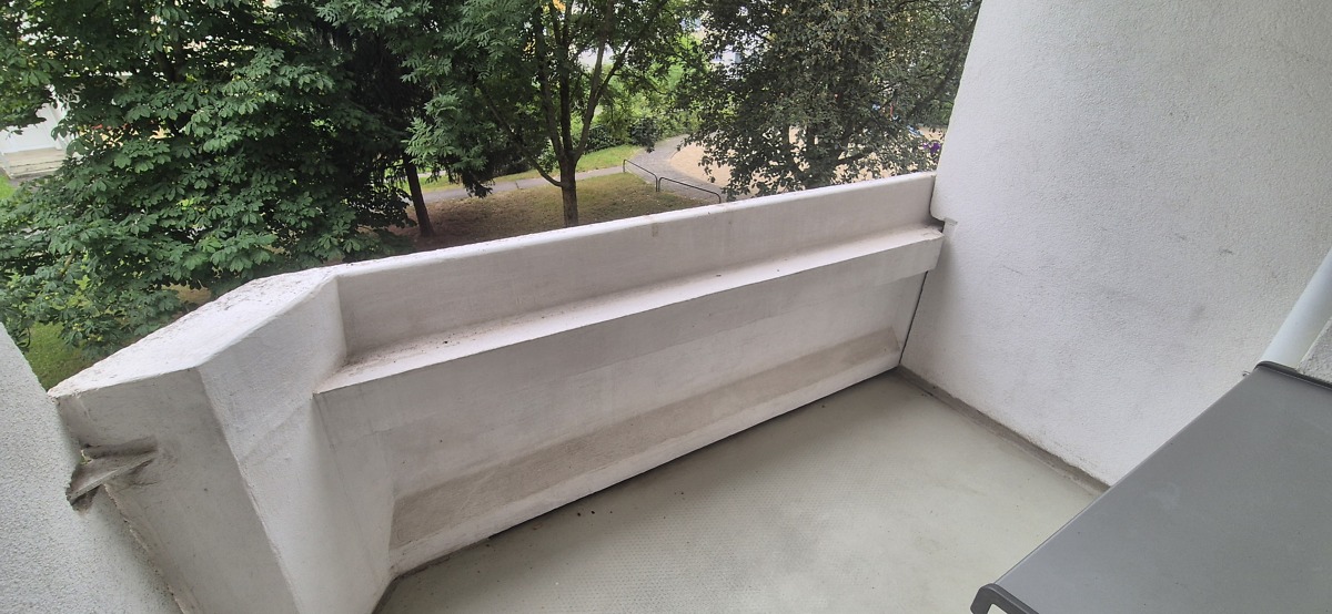 Gemütliche 3-Raum Wohnung im Zentrum - Ihr neues Zuhause mit Balkon - Photo 2