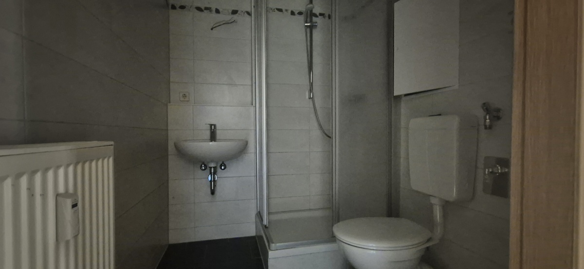Ihr neues Zuhause: 3-Raum Wohnung mit Balkon zum Wohlfühlen - Photo 3