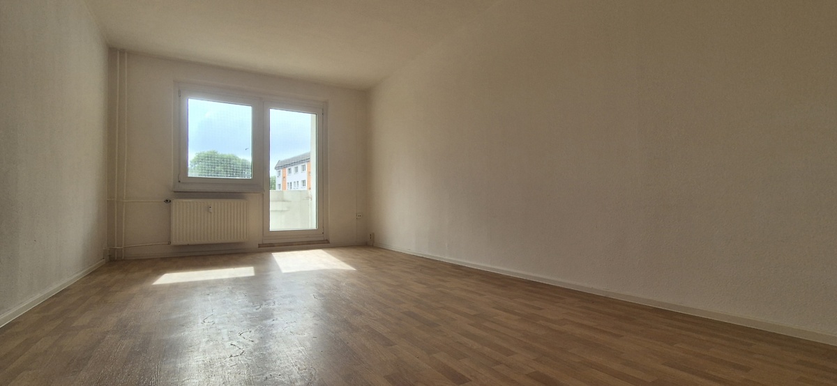 Helle 4-Raum-Wohnung mit Balkon & Gäste-WC | 86,54 m² - Photo 1
